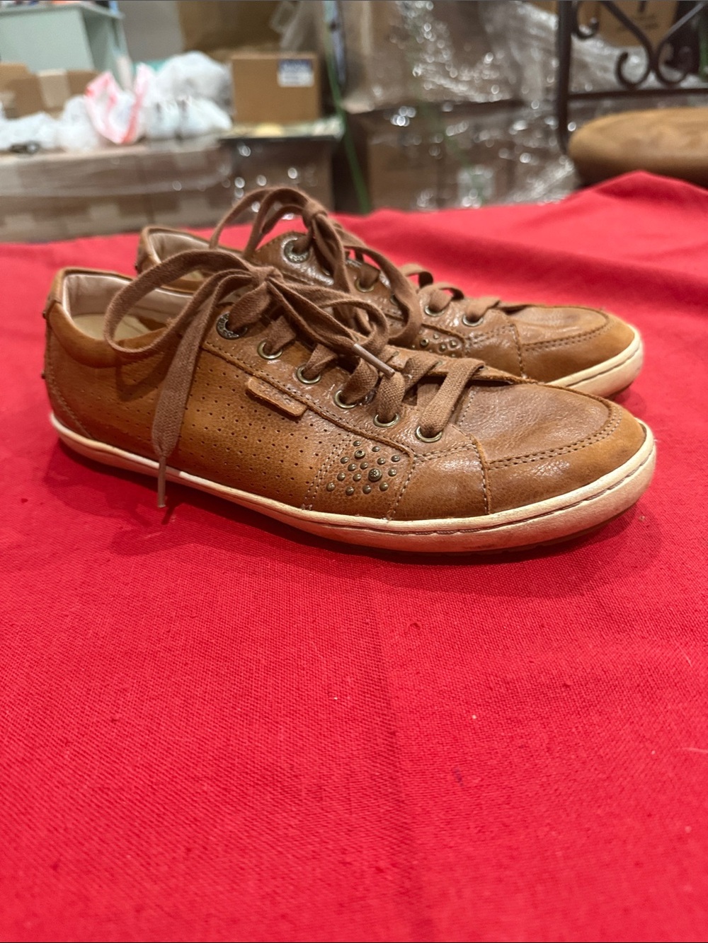 Taos Footwear Brown Leather Perforated Lace-Up Sneakers